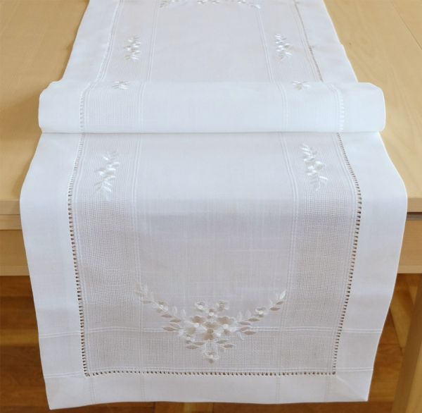 Tischläufer Mitteldecke Stickerei weiße Blumen Hohlsaum Tischwäsche 40x140cm