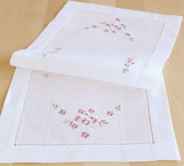 Tischläufer Mitteldecke Stickerei rosa Blumen Hohlsaum Tischwäsche 40x90cm